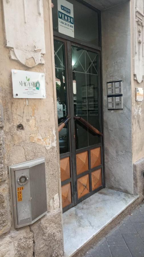 Maga Miro - Guest House Salerno Exteriör bild