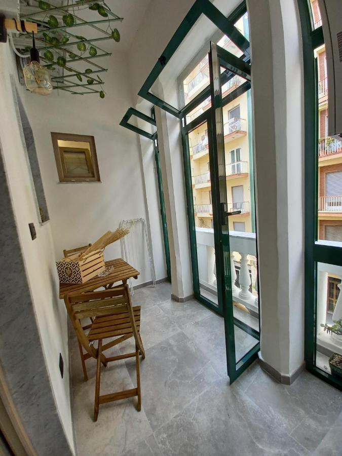 Maga Miro - Guest House Salerno Exteriör bild
